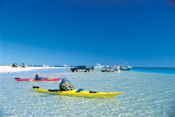 Ostello Ningaloo Club Backpackers Coral Bay Esterno foto